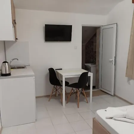 Ianakiev Guest house
