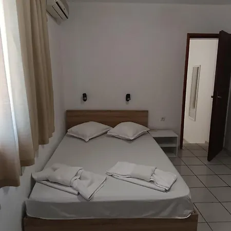 Ianakiev Guest house 3*