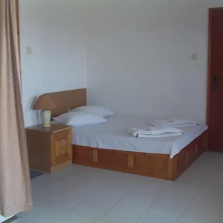 Ianakiev 3* Chernomorets