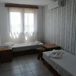 янакиев 3*